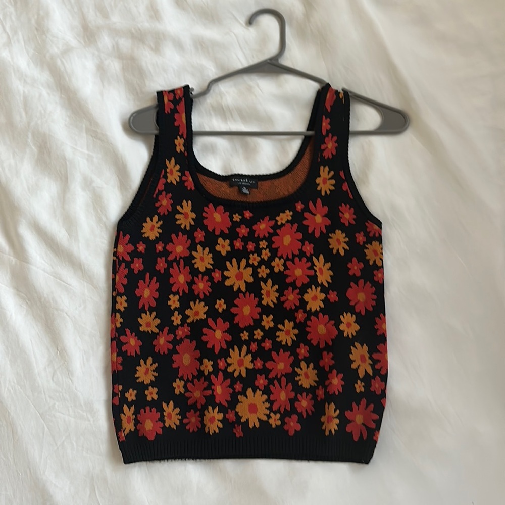 Current Air floral knitted tank size M
